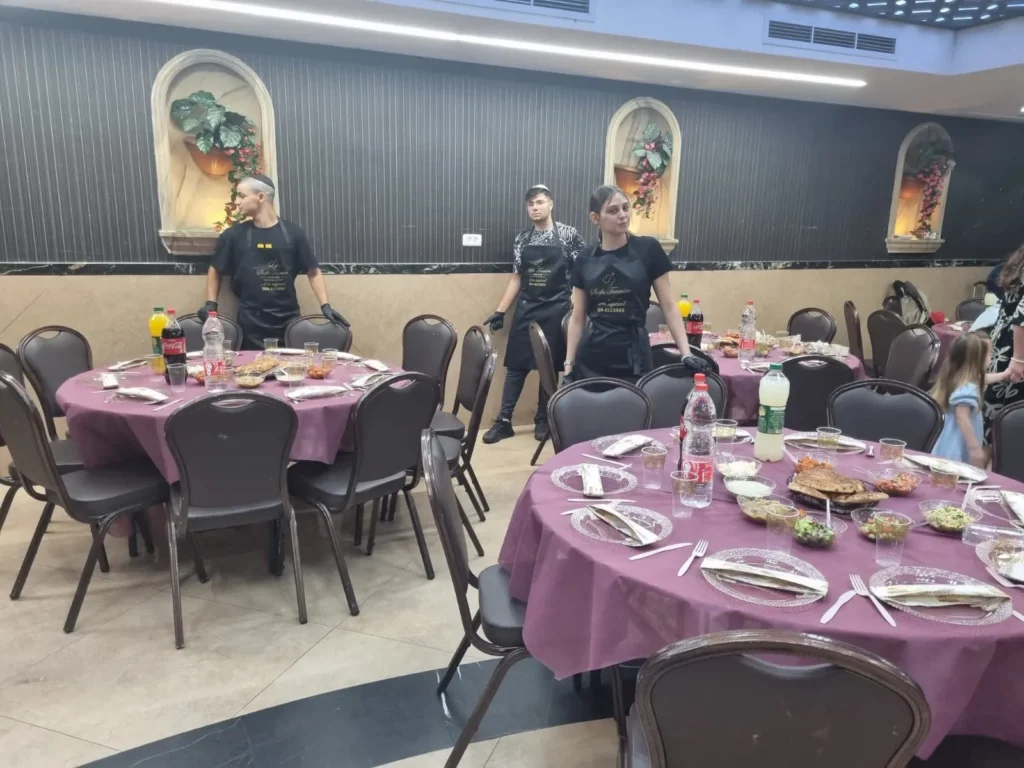 374c9061-048d-4c97-b52a-5366313c886a_