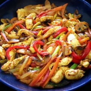 מוקפץ חזה עוף